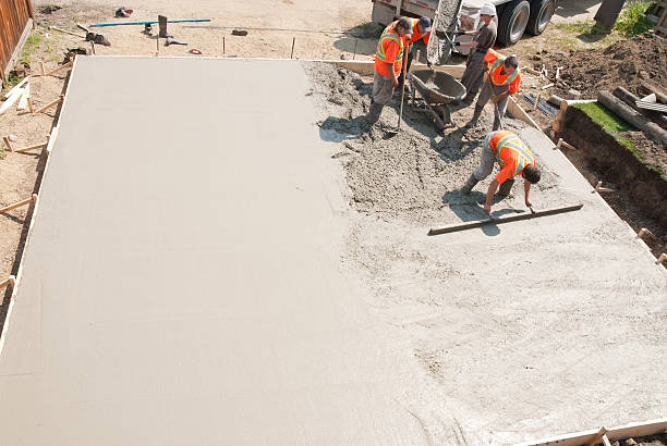 Best Commercial Concrete Services in Cutler, CA